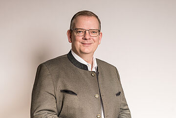 Ulrich Lechte, Liste 8, Platz 3