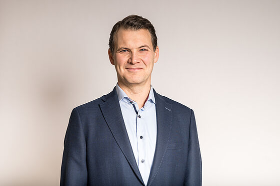 Mike Streibl, Liste 8, Platz 7