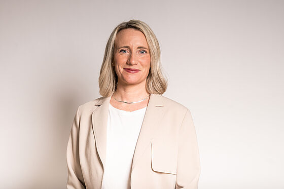 Simone Streibl, Liste 8, Platz 9